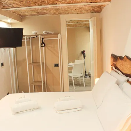Stationsuite N5 Privata Idromassaggio & Wifi In Centro Vicino Stazione * Palermo
